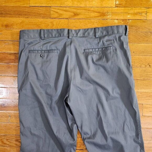 Nike Golf 40 x 32 Gray Dri-Fit Tour Performance  Flat Front Dress Pants - Picture 7 of 8